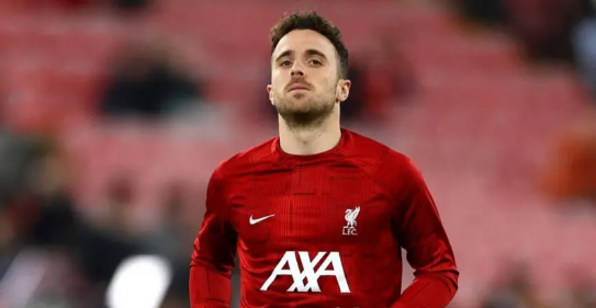 Liverpool forward Diogo Jota  dies in car crash